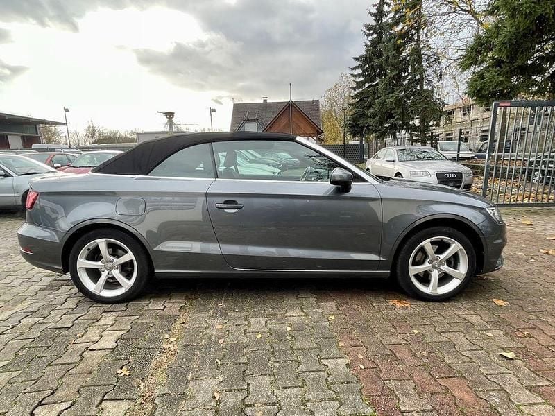 Gebraucht Audi A3 Cabriolet Ambiente 140 PS (102 kW) 2014 Grau Cabrio