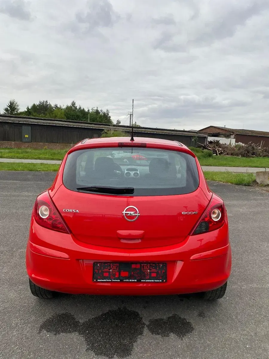 Gebraucht Opel Corsa Active 69 PS (50 kW) 2013 Rot Kleinwagen