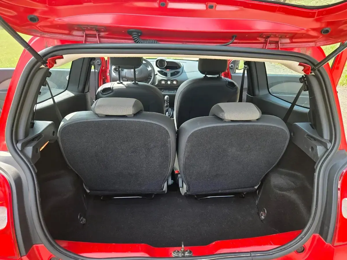 Usata Renault Twingo 75 CV (55 kW) 2011 Rosso Utilitaria