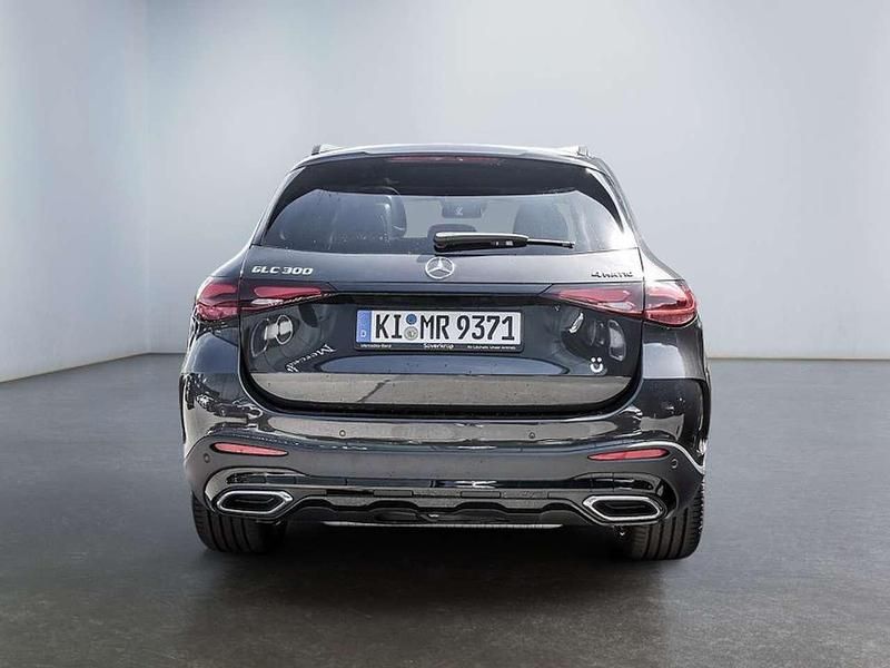 Gebraucht Mercedes GLC300 AMG 258 PS (189 kW) 2025 Metalliclack graphitgrau SUV