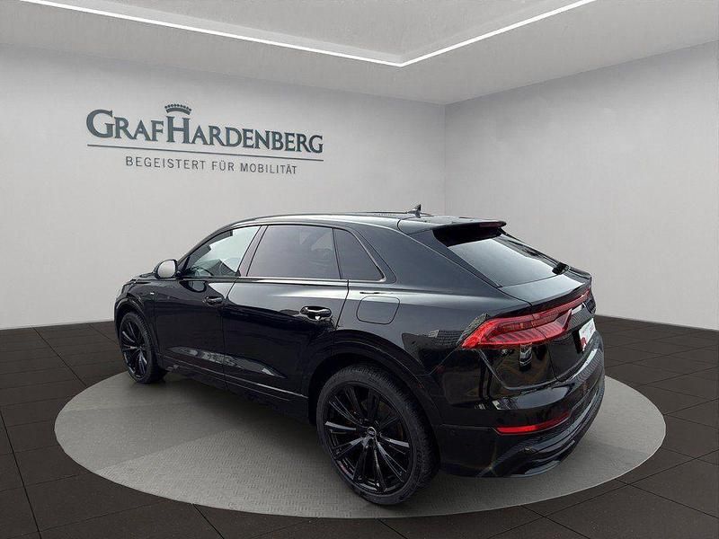 Gebraucht Audi Q8 S-Line 381 PS (280 kW) 2023 Schwarz SUV