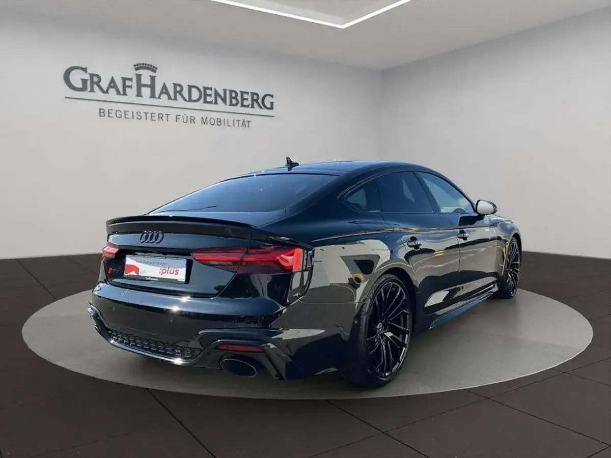 Gebraucht Audi RS5 Sportback Sport 450 PS (330 kW) 2024 Mythosschwarz metallic Limousine