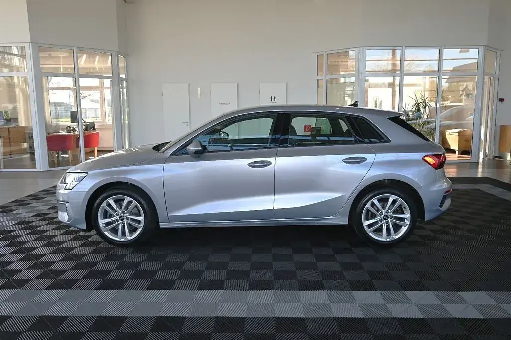 Brugt Audi A3 Advanced 150 HK (110 kW) 2020 Sølv Sedan