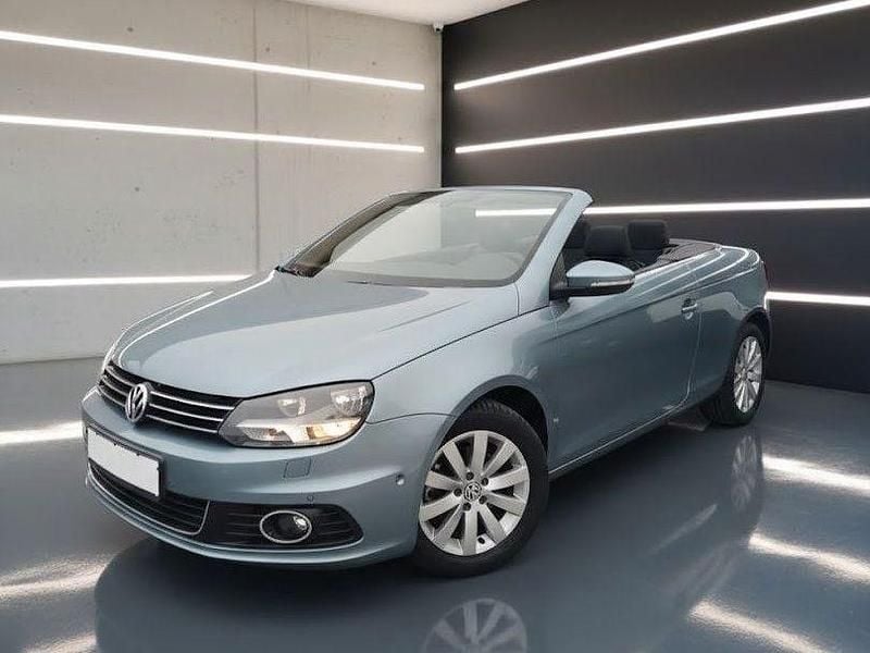 Gebraucht VW Eos Basis 122 PS (89 kW) 2011 Blau Cabrio
