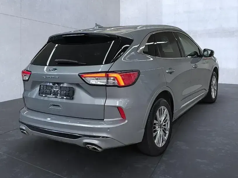Gebraucht Ford Kuga Vignale 225 PS (165 kW) 2022 Solar silver (metallic) SUV