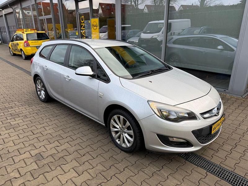 Gebraucht Opel Astra Active 140 PS (102 kW) 2013 Silber Kombi