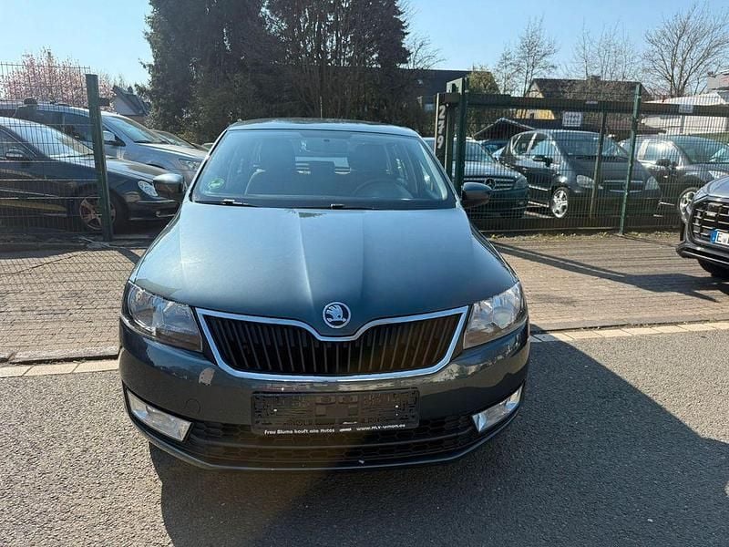 Gebraucht Skoda Rapid Ambition 86 PS (63 kW) 2014 Grau Kleinwagen