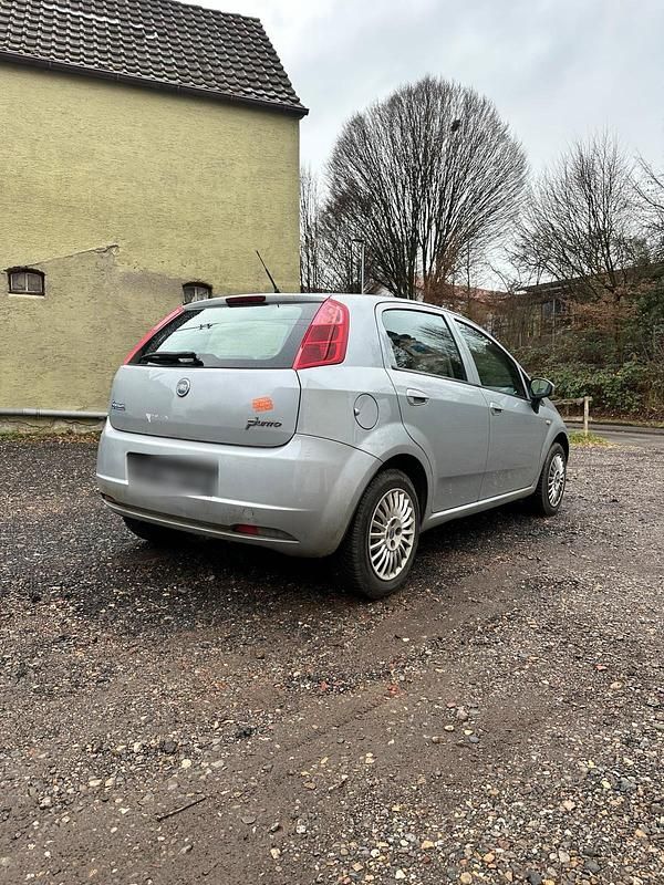 Gebraucht Fiat Punto 78 PS (57 kW) 2007 Grau Kleinwagen
