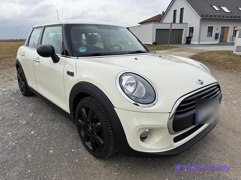 Usado Mini ONE 102 HP (75 kW) 2015 Bege Citadino