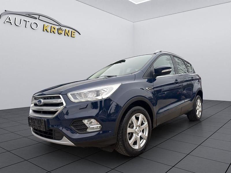Gebraucht Ford Kuga 120 PS (88 kW) 2017 Blau SUV