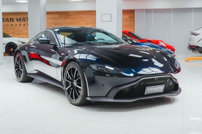 Blau Gebraucht 2023 Aston Martin V8 Vantage Coupé | 132.000 € (Superpreis) - Bild 1/4