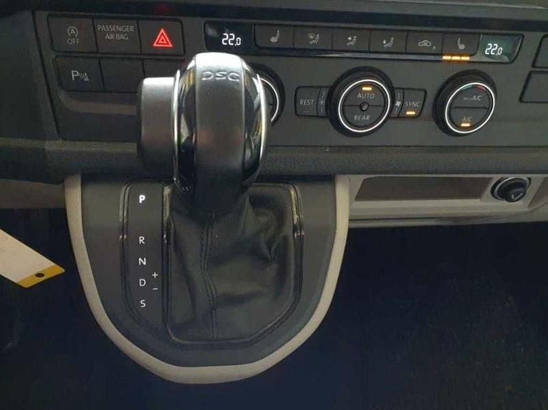 Gebraucht VW T6 150 PS (110 kW) 2016 Chestnut brown Van