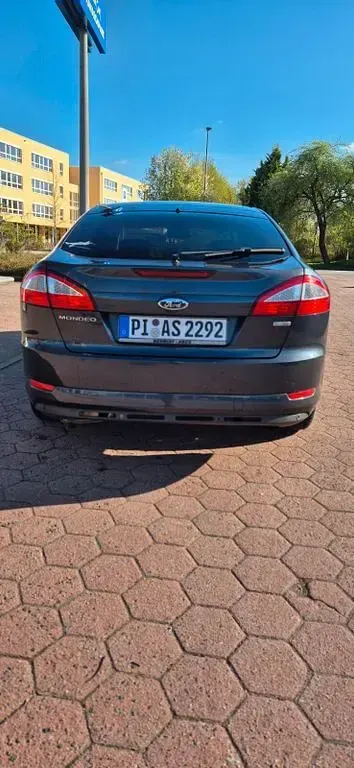 Gebraucht Ford Mondeo Titanium 145 PS (106 kW) 2009 Grau Limousine
