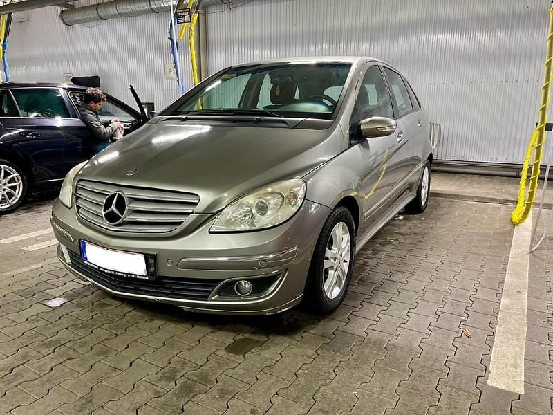 Andere farben Gebraucht 2007 Mercedes 170 Kleinwagen | 3.999 € (Fairer Preis) - Bild 1/4
