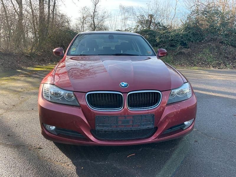 Gebraucht BMW 316 116 PS (85 kW) 2011 Limousine