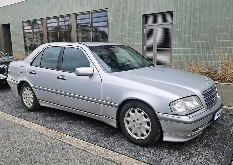 Gebraucht Mercedes C280 197 PS (144 kW) 1997 Limousine