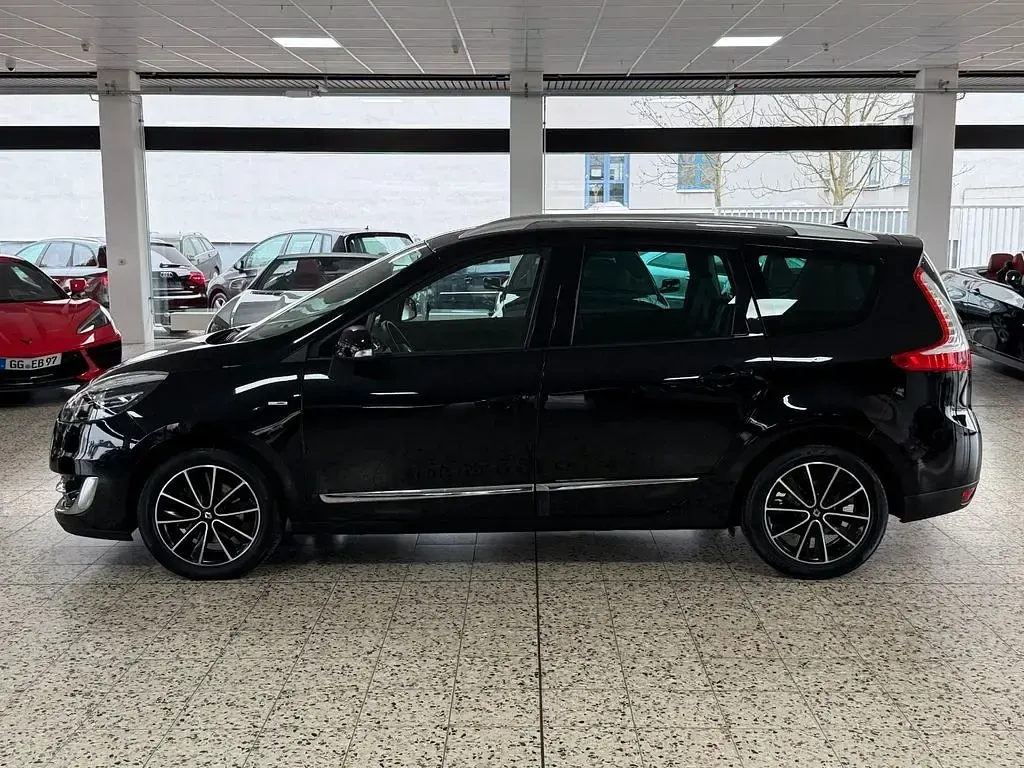 Gebraucht Renault Grand Scénic III Bose Edition 131 PS (96 kW) 2013 Schwarz Van / Kleinbus