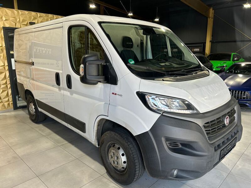 Weiß Gebraucht 2020 Fiat Ducato Van | 20.999 € (Guter Preis) - Bild 1/4