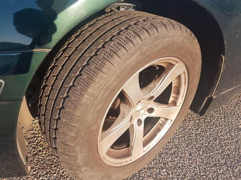 Gebraucht BMW 745 333 PS (244 kW) 2002 Grün Limousine