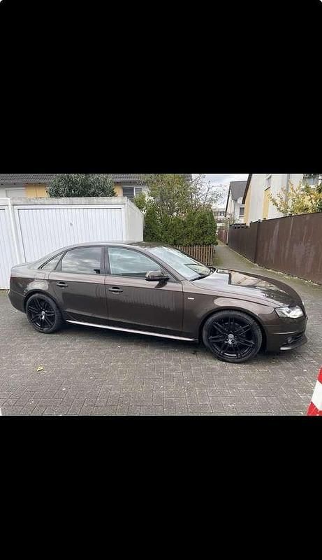 Gebraucht Audi A4 S-Line 120 PS (88 kW) 2010 Limousine