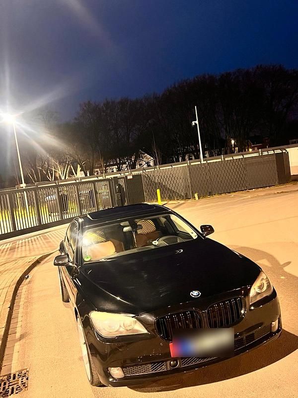 Gebraucht BMW 730 300 PS (220 kW) 2009 Schwarz Limousine