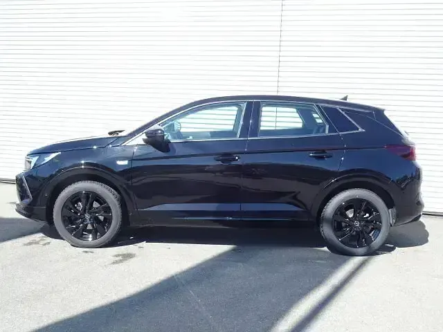 Gebraucht Opel Grandland X GS Line 131 PS (96 kW) 2024 Schwarz perla nera SUV