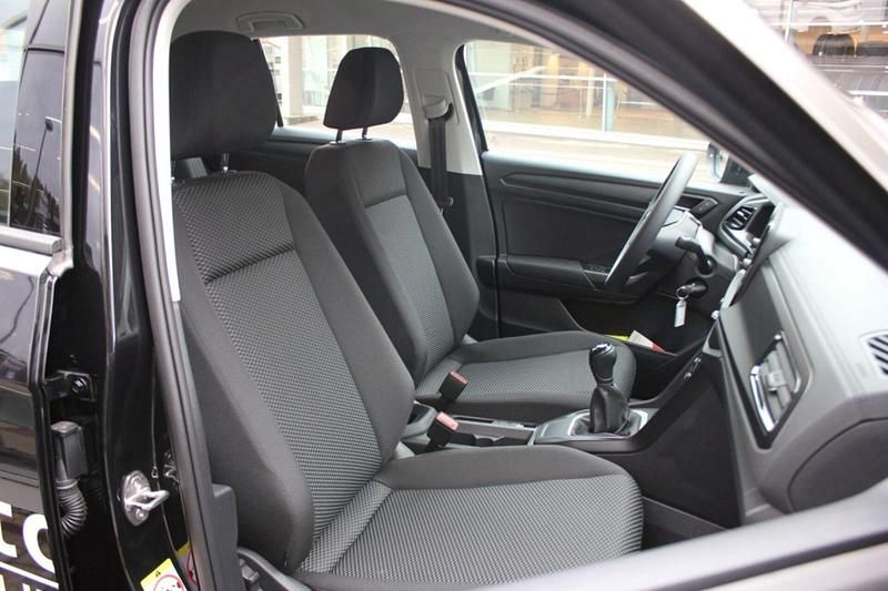 Gebraucht VW T-Roc Basis 110 PS (80 kW) 2022 SUV