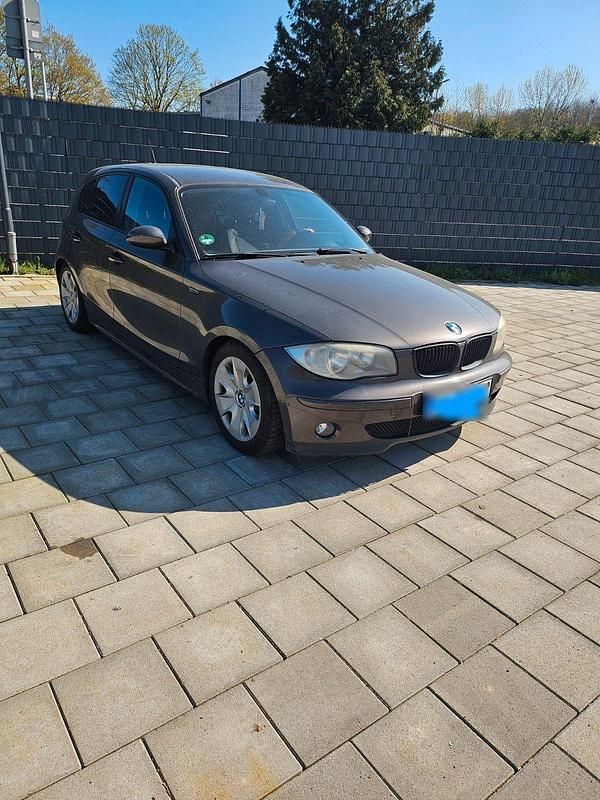 Gebraucht BMW 116 116 PS (85 kW) 2006 Schwarz Kleinwagen
