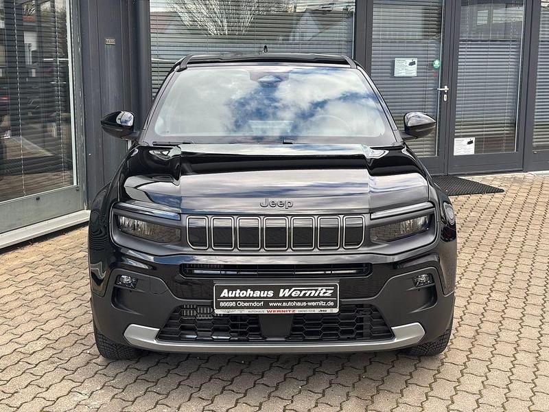 Neu Jeep Avenger 110 PS (80 kW) 2026 Schwarz SUV