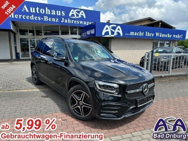 Kosmosschwarz metallic Gebraucht 2024 Mercedes GLB200 AMG Line Premium SUV | 48.990 € (Teuer) - Bild 1/3