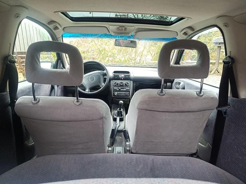 Gebraucht Opel Corsa 60 PS (44 kW) 1997 Schwarz Kleinwagen