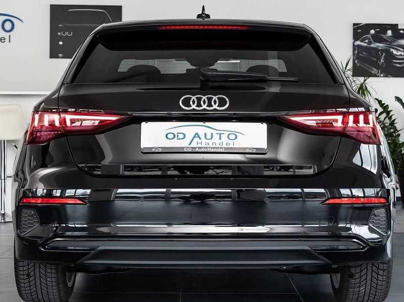 Gebraucht Audi A3 Advanced 150 PS (110 kW) 2024 Schwarz Limousine