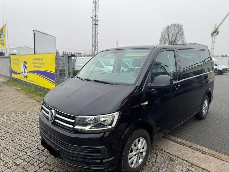 Schwarz Gebraucht 2018 VW Caravelle Comfortline Van / Kleinbus | 17.000 € (Superpreis) - Bild 1/4
