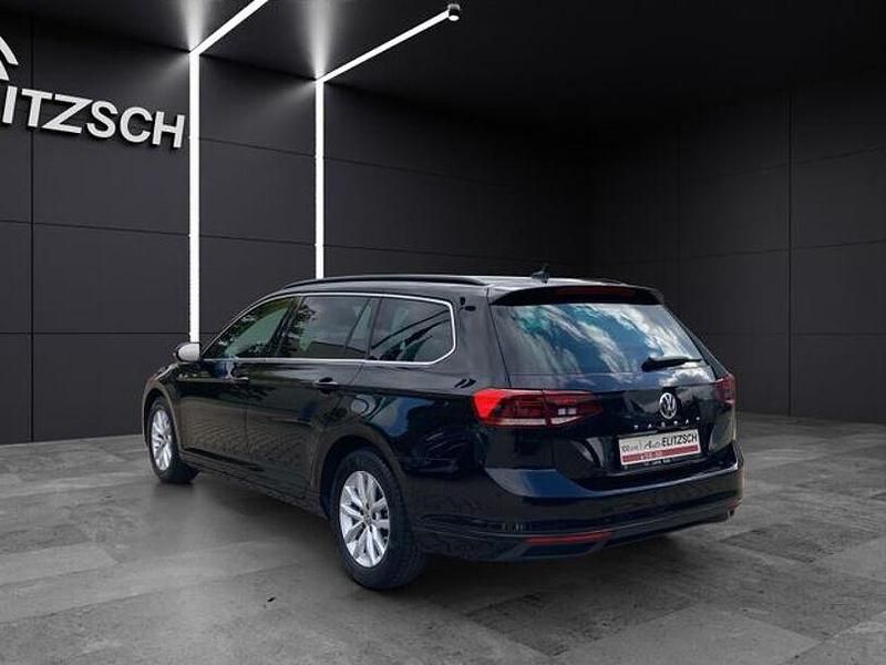 Gebraucht VW Passat Business 150 PS (110 kW) 2019 Deep black perleffekt Kombi