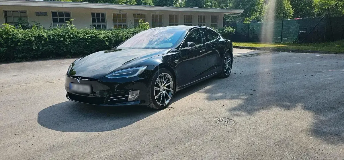 Usado Tesla Model S 386 kW (525 CV) 2019 Negro Utilitario