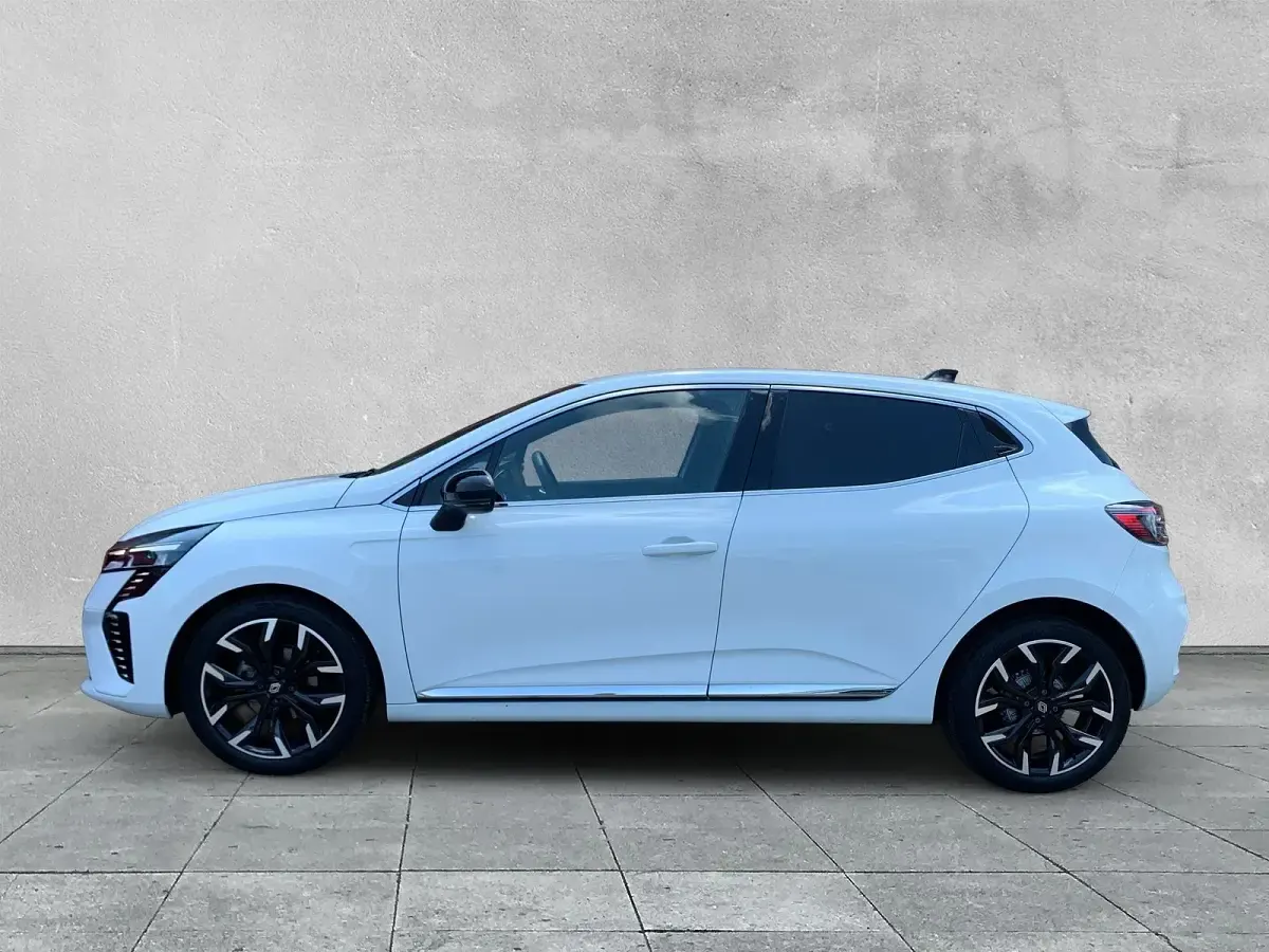 Gebraucht Renault Clio V Techno 91 PS (66 kW) 2024 Weiß Limousine