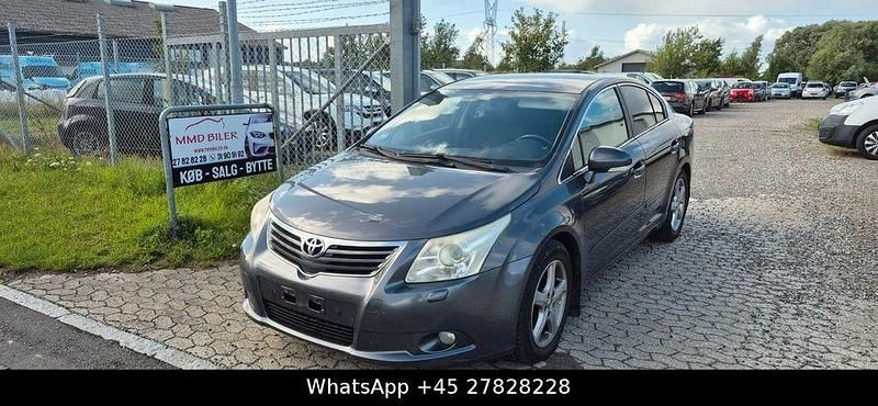Gebraucht Toyota Avensis Basis 126 PS (92 kW) 2009 Grau Limousine