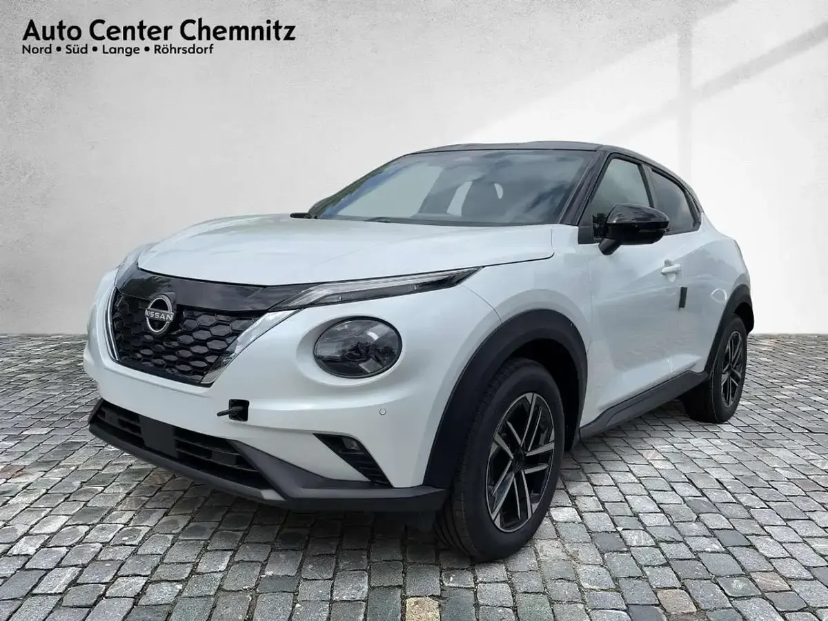 Neu Nissan Juke N-Connecta 114 PS (83 kW) 2025 White/black SUV