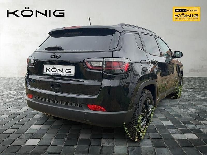 Gebraucht Jeep Compass 180 PS (132 kW) 2022 Solid black SUV