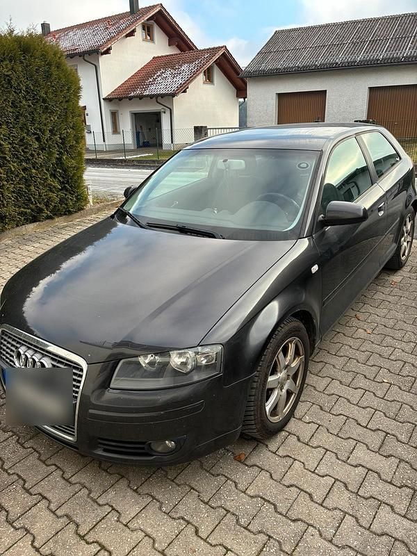 Grau Gebraucht 2006 Audi A3 Limousine | 2.500 € (Guter Preis) - Bild 1/4