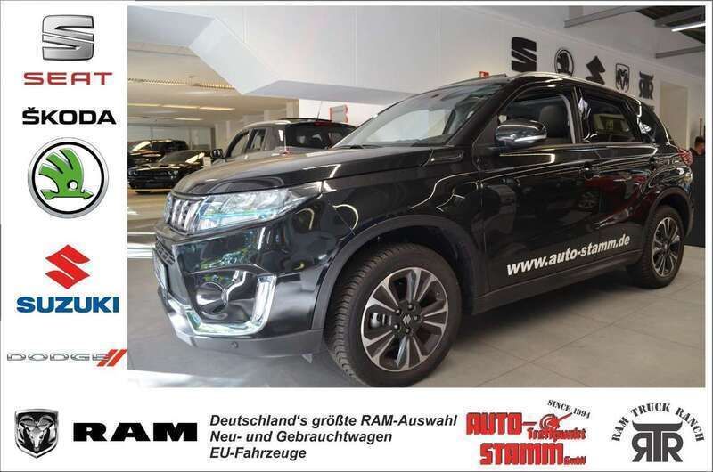 Cosmic black pearl metallic Gebraucht 2023 Suzuki Vitara Comfort+ SUV | 24.390 € (Etwas zu teuer) - Bild 1/4
