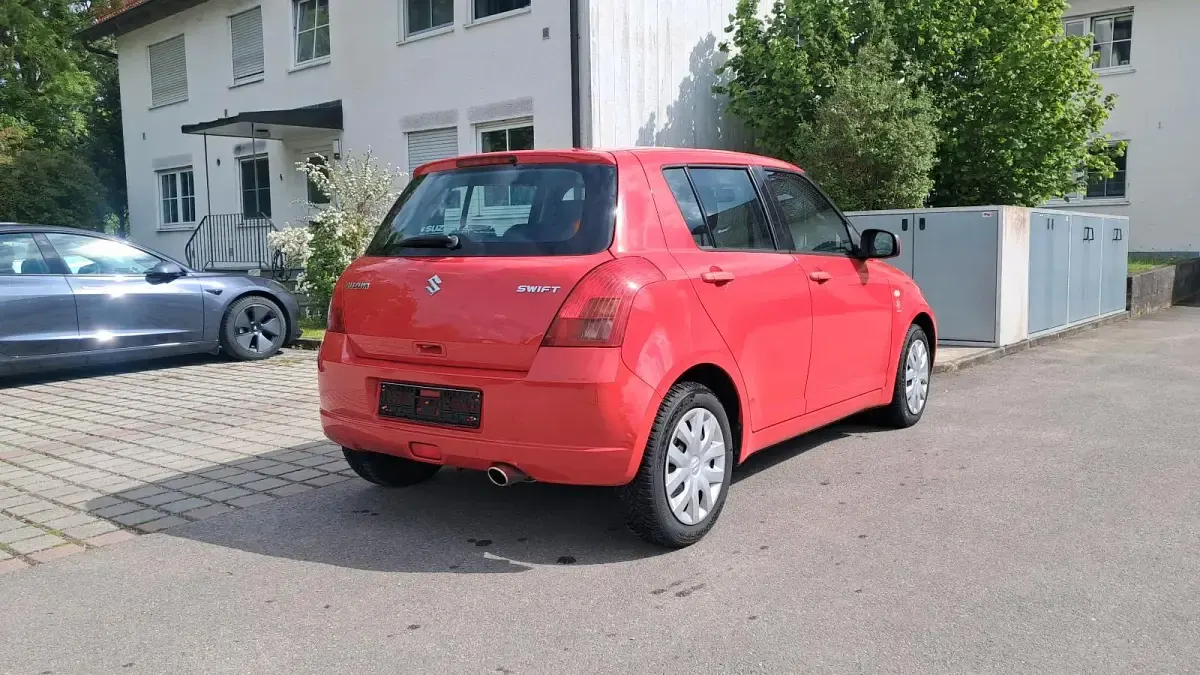 Gebraucht Suzuki Swift 92 PS (67 kW) 2006 Rot Kleinwagen