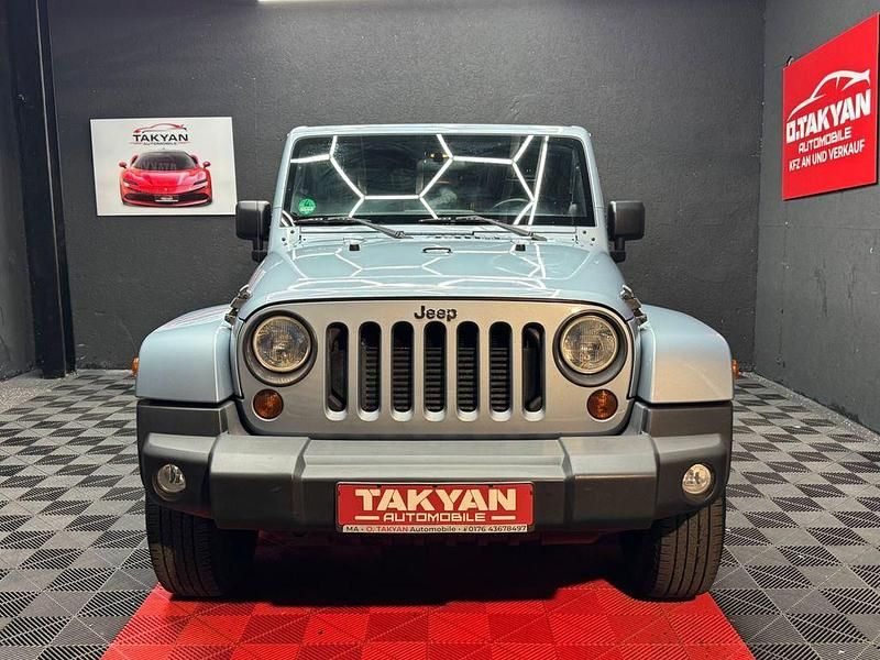 Gebraucht Jeep Wrangler Unlimited Sahara 200 PS (147 kW) 2012 Blau SUV