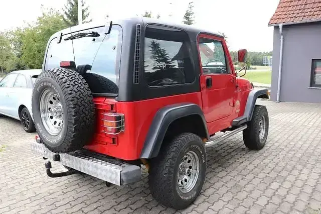 Gebraucht Jeep Wrangler Sport 118 PS (86 kW) 1996 Rot SUV
