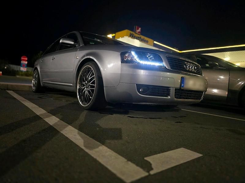 Grau Gebraucht 2003 Audi A6 S-Line Limousine | 1.890 € (Guter Preis) - Bild 1/4
