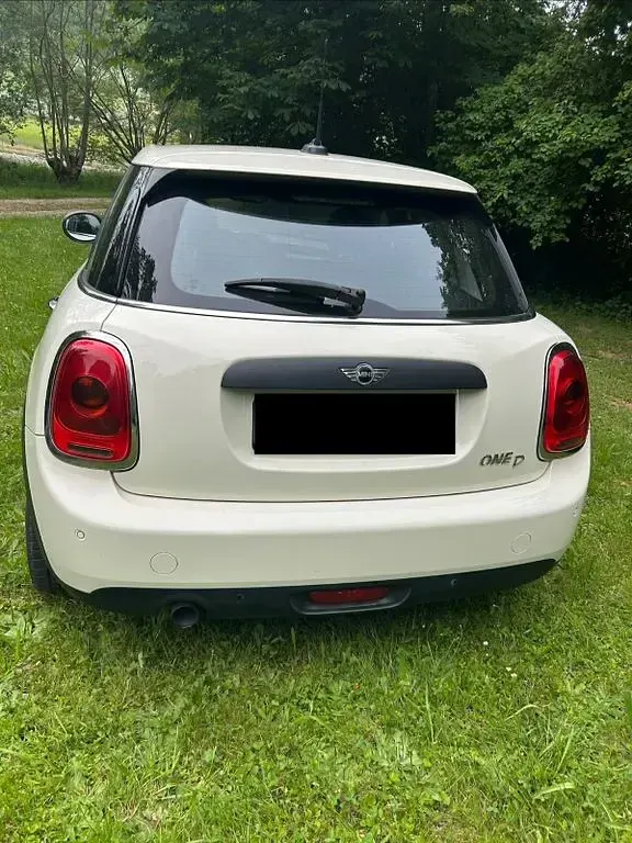 Gebraucht Mini One D 95 PS (69 kW) 2016 Weiß Kleinwagen