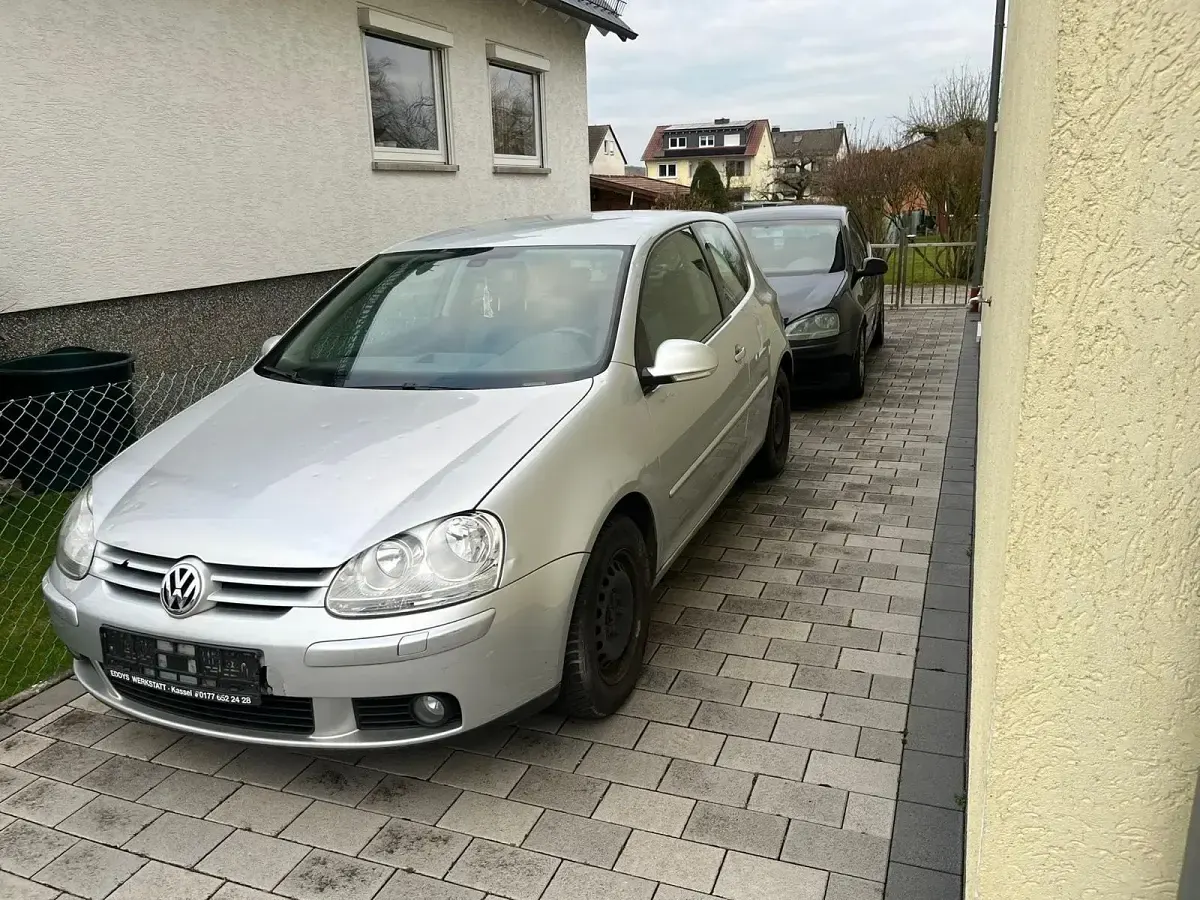 Gebraucht VW Golf VI 80 PS (58 kW) 2008 Silber Kleinwagen