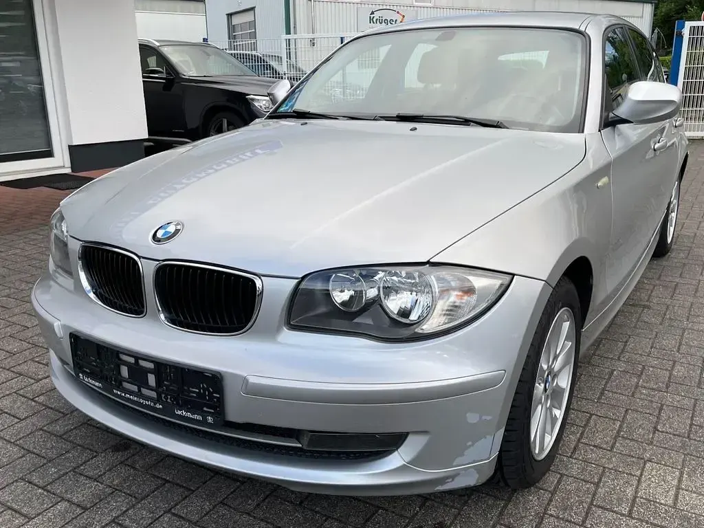 Gebraucht BMW 116 116 PS (85 kW) 2010 Silber Kleinwagen