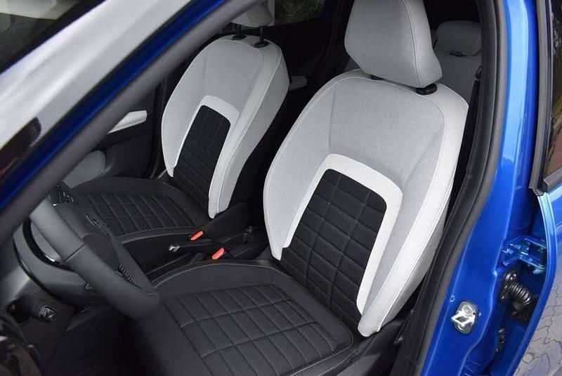 Neu Citroën C3 101 PS (74 kW) 2026 Blau SUV