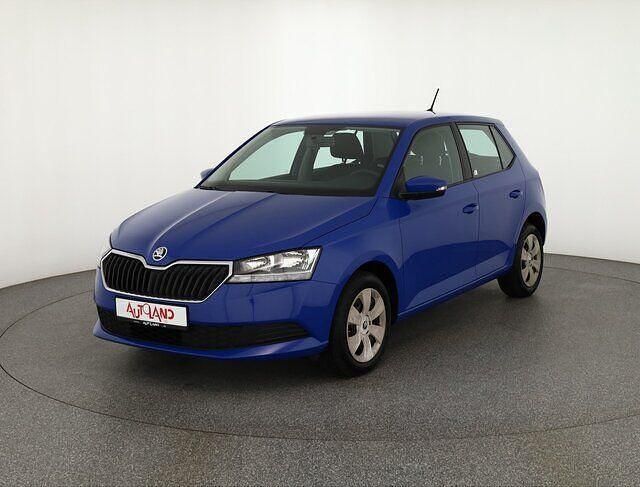 Blau Gebraucht 2019 Skoda Fabia Cool Plus Kleinwagen | 11.990 € (Teuer) - Bild 1/4